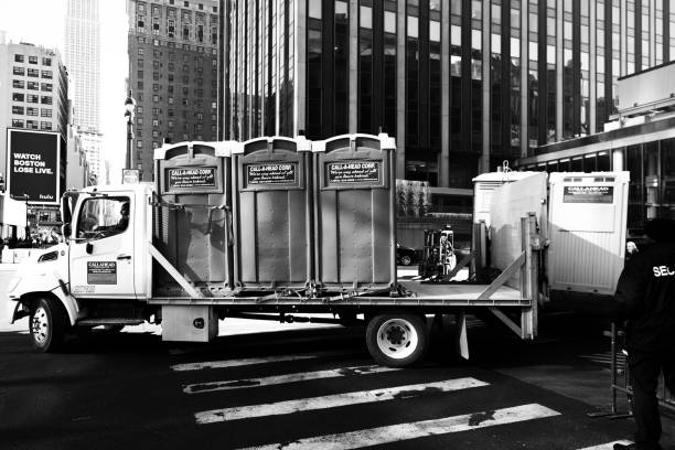 Best Construction site porta potty rental  in Batesville, AR